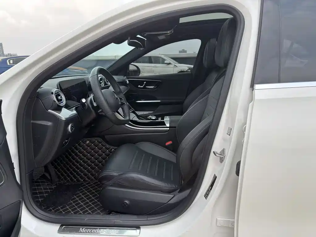 Mercedes-Benz C-Class 2022