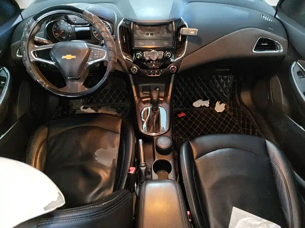 Chevrolet Cruze 2015 — фото 10