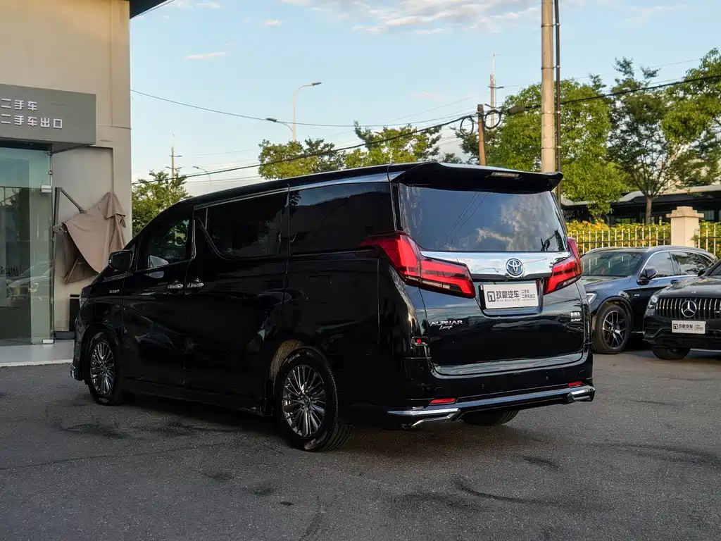 Toyota Alphard 2019 — фото 5
