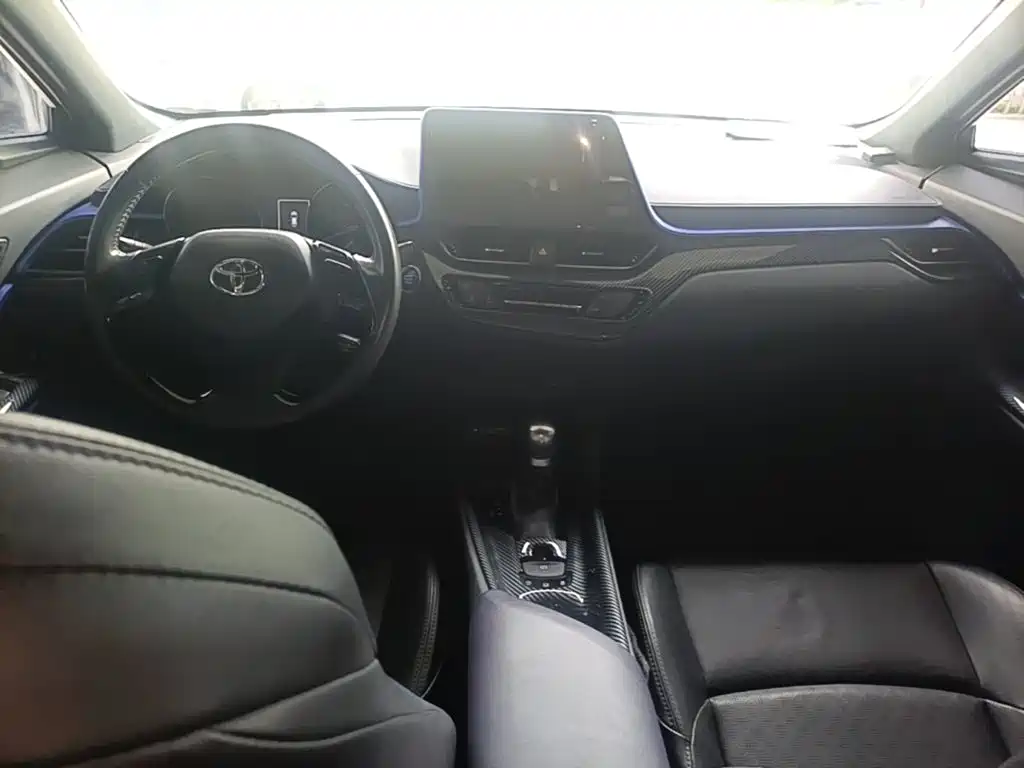 Toyota IZOA 2019 — фото 10