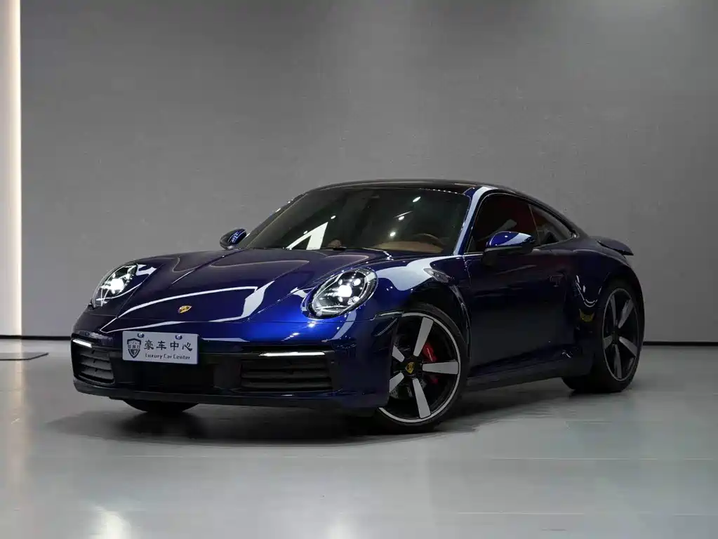 Porsche 911 2021