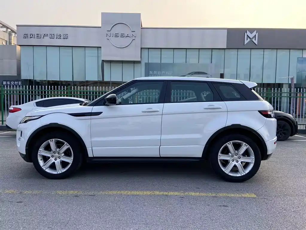 Land Rover Evoque 2015