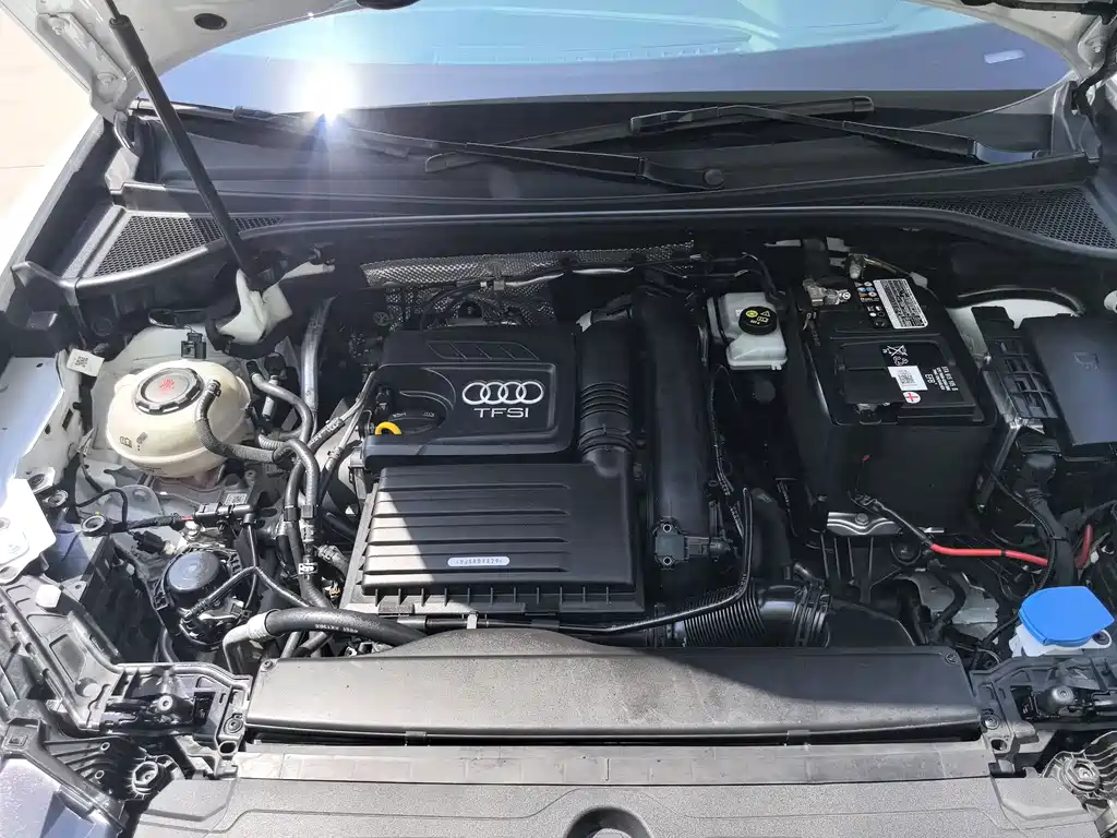 Audi Q3 2023 — фото 10