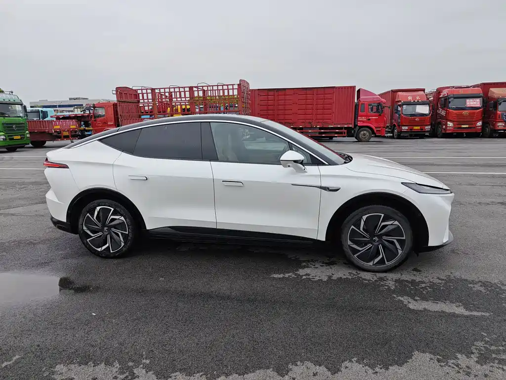 Roewe Feifan R7 2023 — фото 4