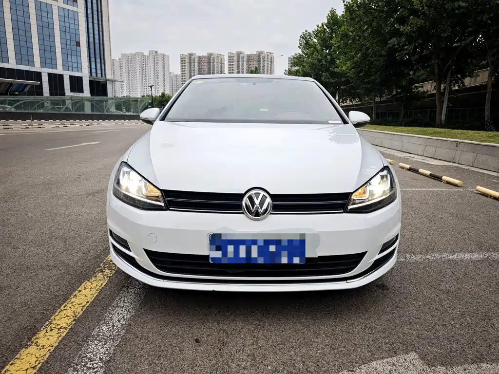 Volkswagen Golf 2014