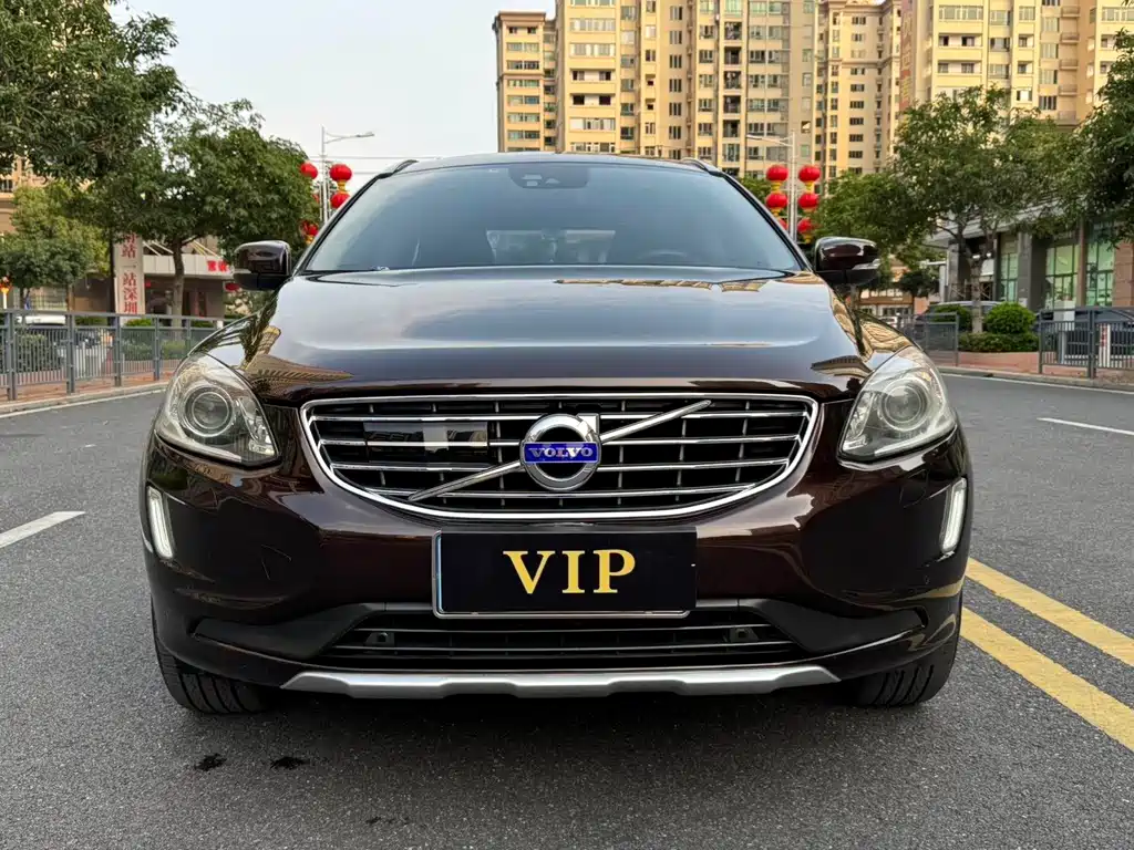 Volvo XC60 2017 — фото 3