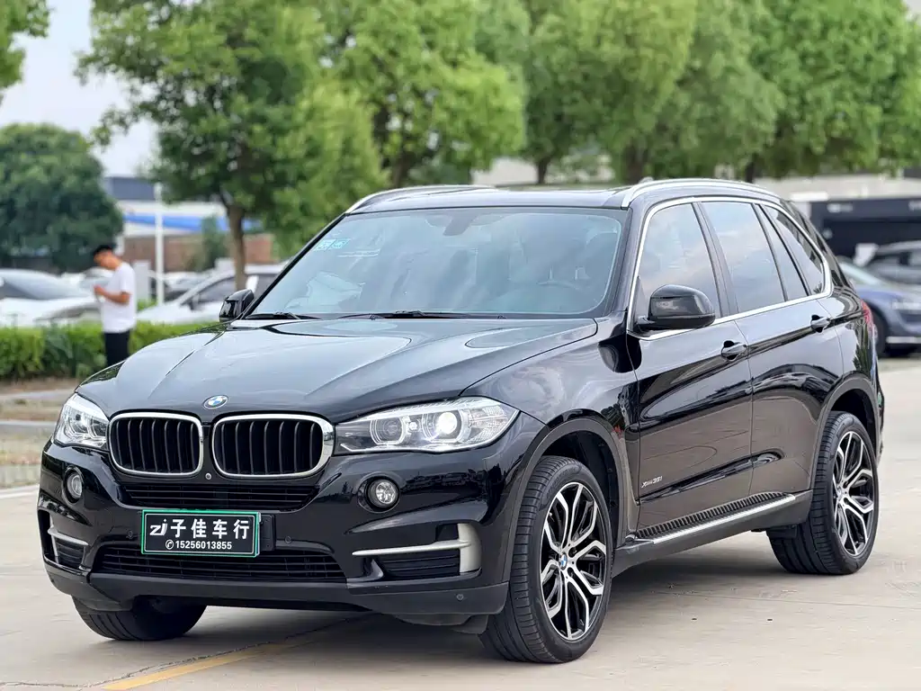 BMW X5 2018 — фото 1
