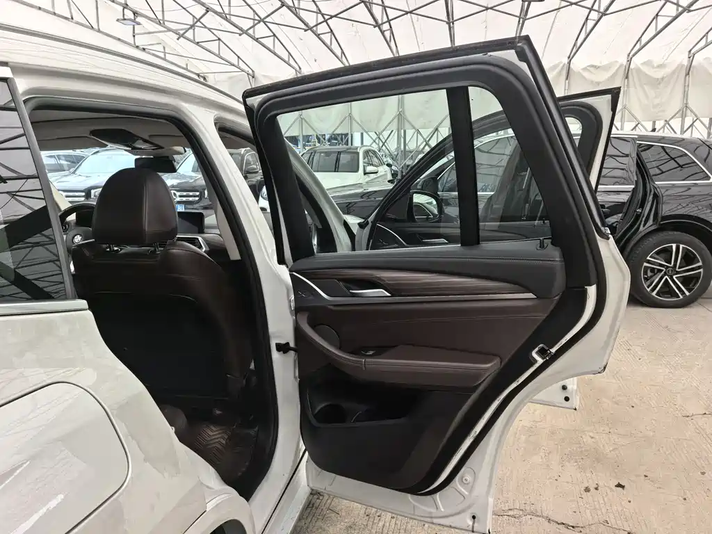 BMW X3 2020 — фото 23