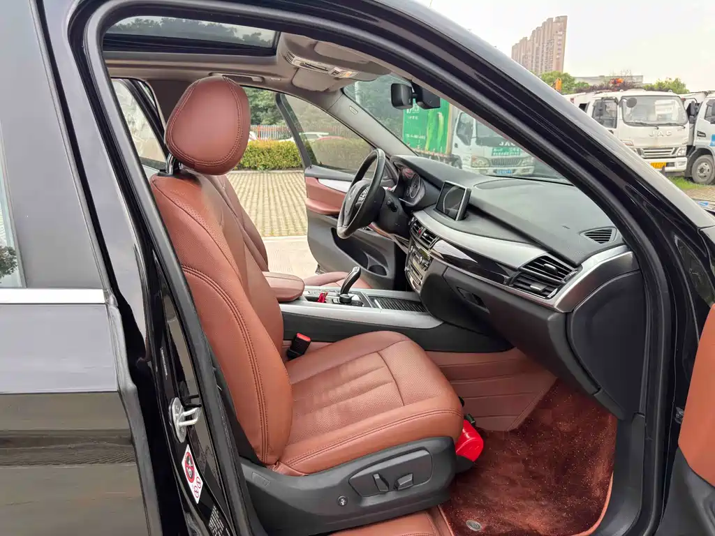 BMW X5 2018 — фото 13