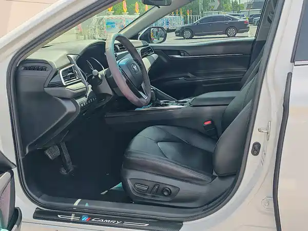 Toyota Camry 2021