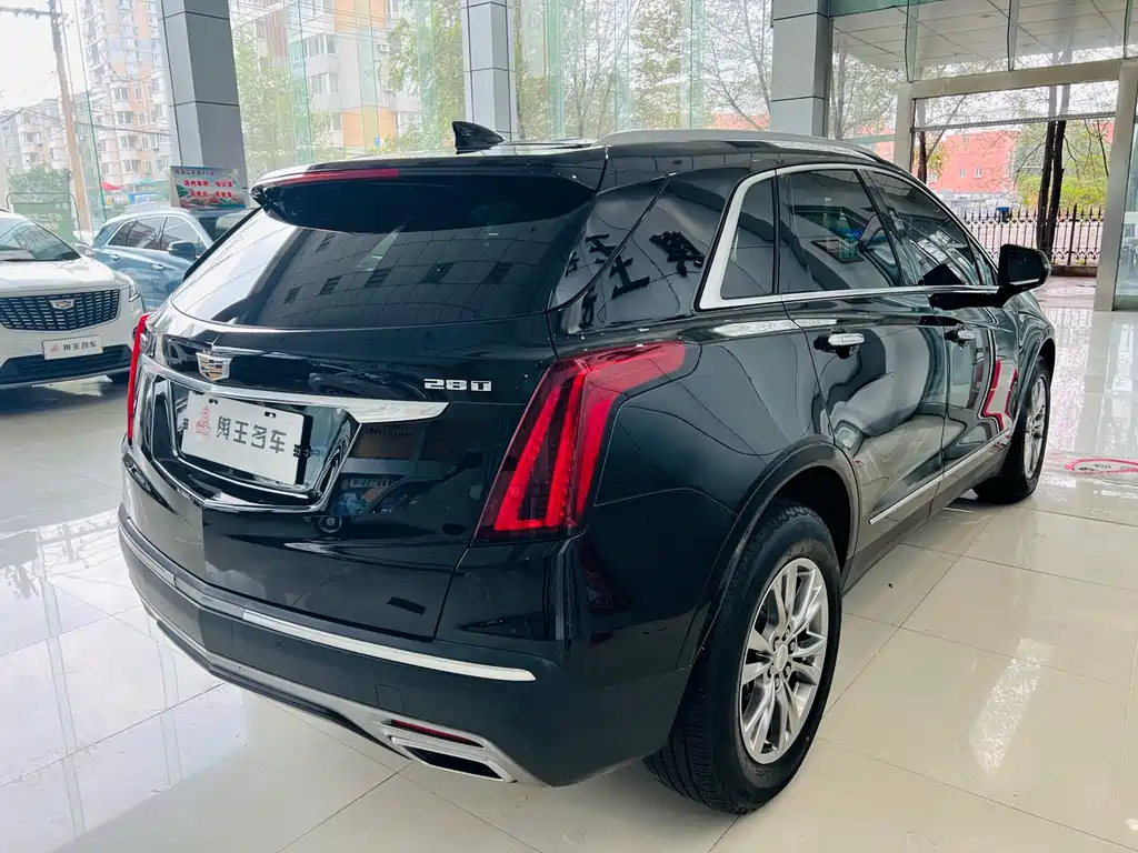 Cadillac XT5 2019 — фото 4