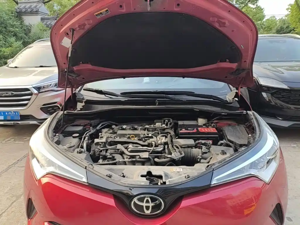 Toyota C-HR 2021 — фото 20