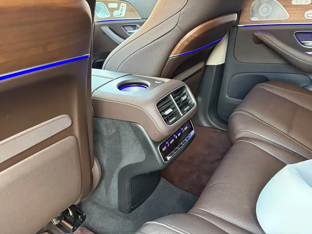 Mercedes-Benz GLS 2023 — фото 10