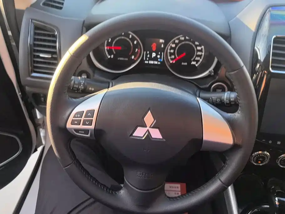 Mitsubishi Jinxuan ASX 2020 — фото 15
