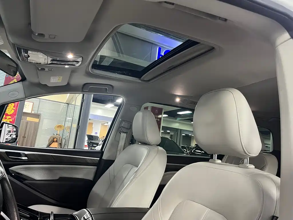 GAC Motor Trumpchi M8 2023 — фото 19