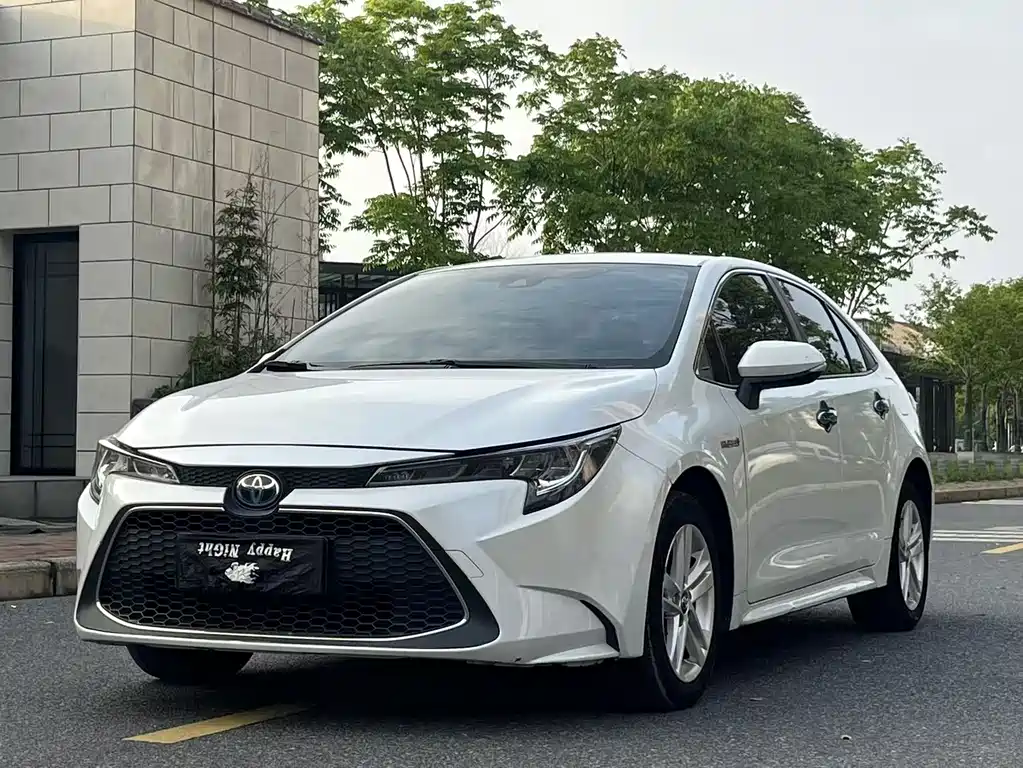 Toyota Levin 2021 — фото 1