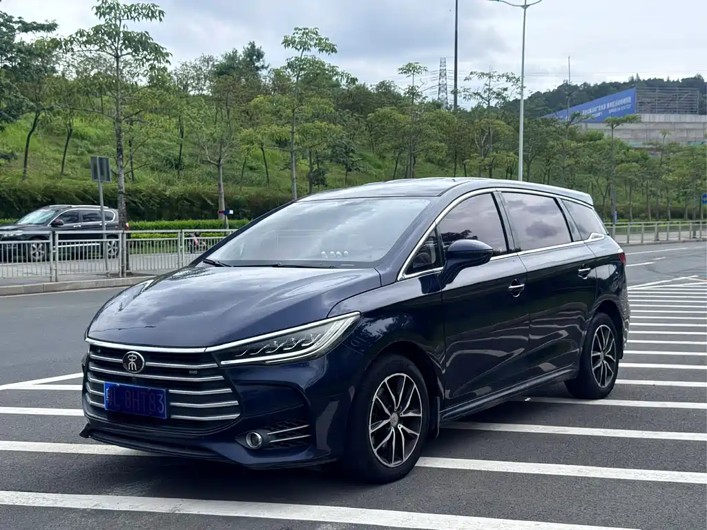 BYD Song MAX 2018 — фото 1