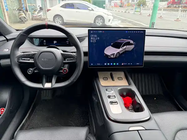 Xiaomi SU7 2025