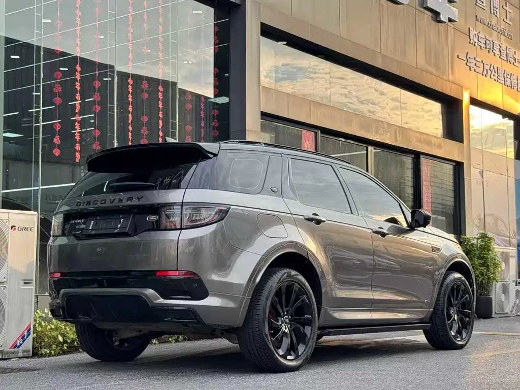 Land Rover Discovery Sport 2021 — фото 10