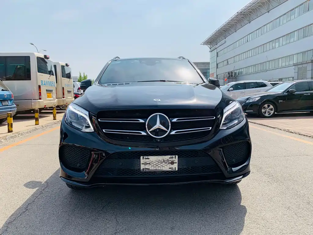 Mercedes-Benz GLE 2018 — фото 2