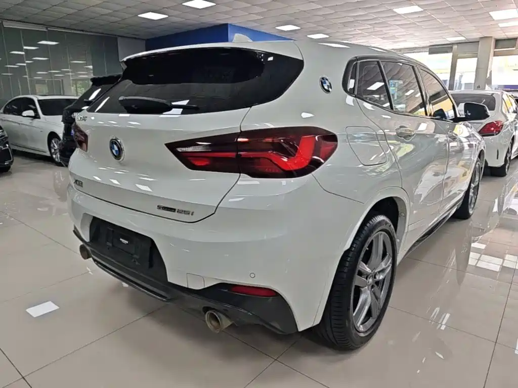 BMW X2 2021 — фото 7
