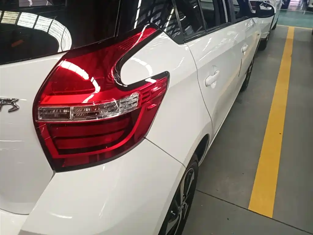 Toyota Vios FS 2017 — фото 8