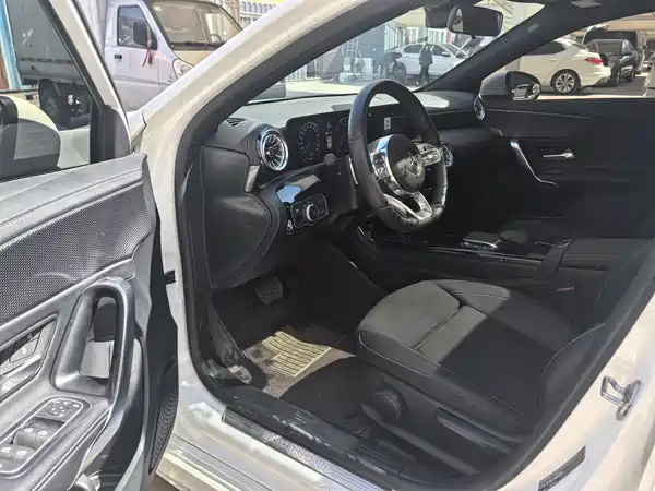 Mercedes-Benz A-Class 2022