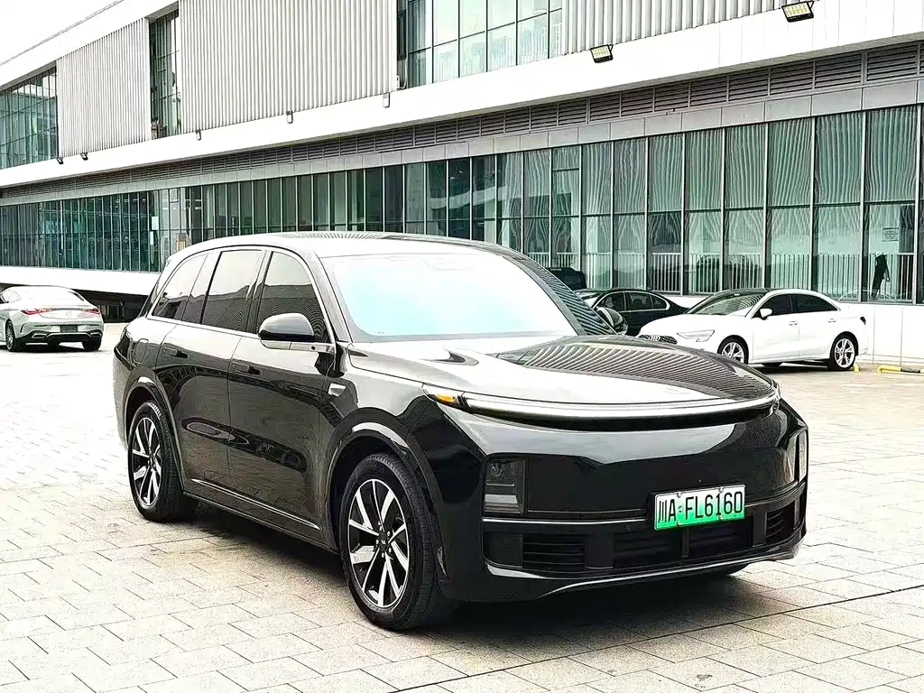 Li Auto Li L8 2023