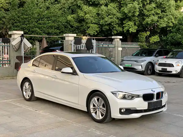 BMW 3 Series 2016
