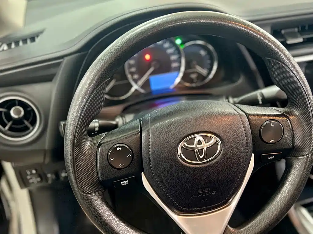 Toyota Levin 2017 — фото 6