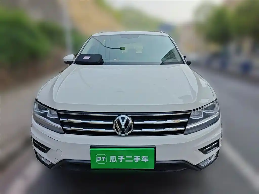 Volkswagen Tiguan L 2017 — фото 24