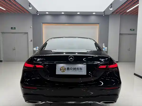 Mercedes-Benz E-Class 2021