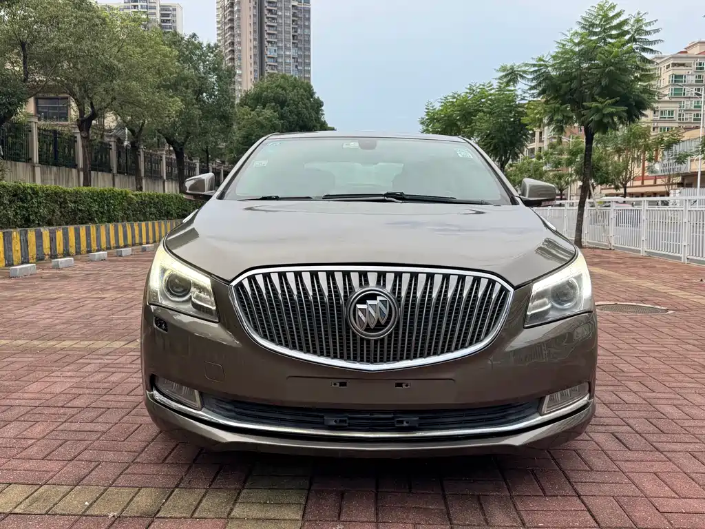 Buick LaCrosse 2015 — фото 2