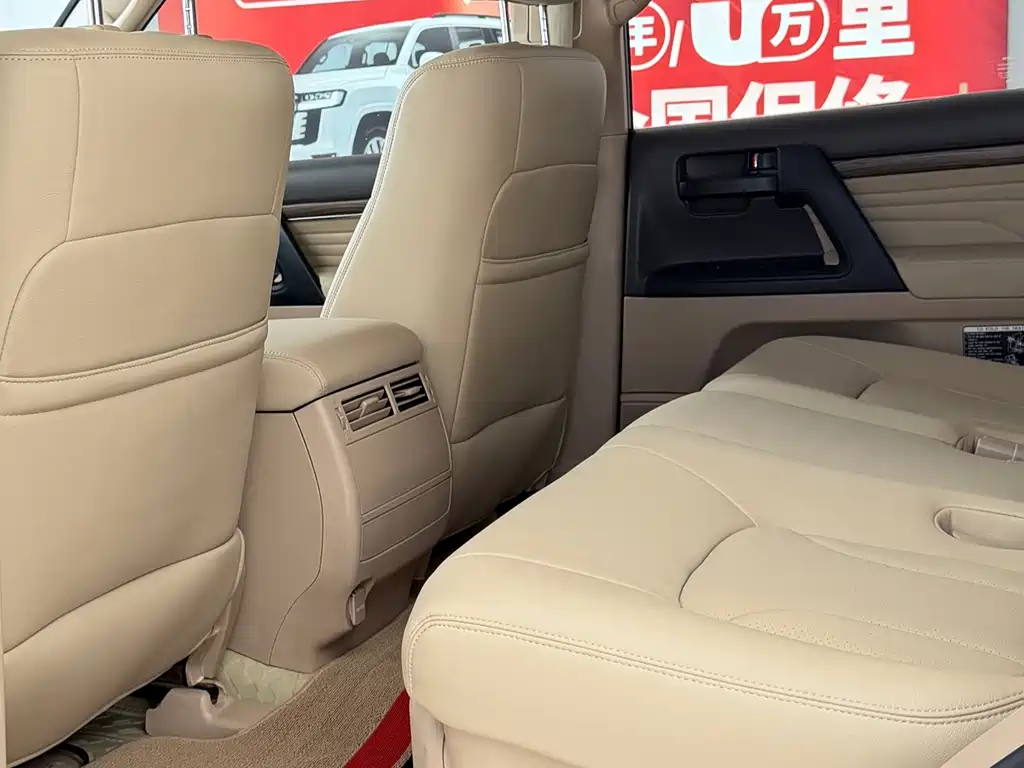 Toyota Land Cruiser 2015 — фото 5
