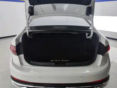 Volkswagen Sagitar 2024