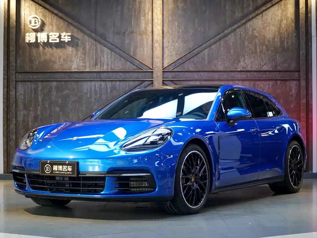 Porsche Panamera 2019 — фото 1