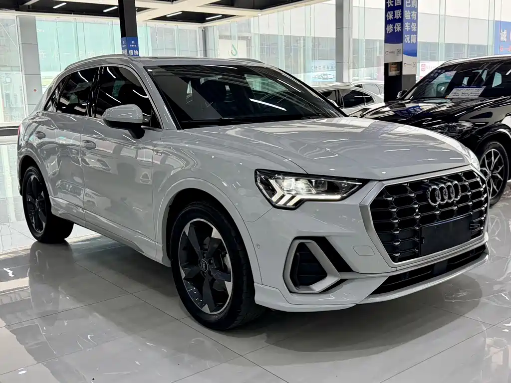 Audi Q3 2022