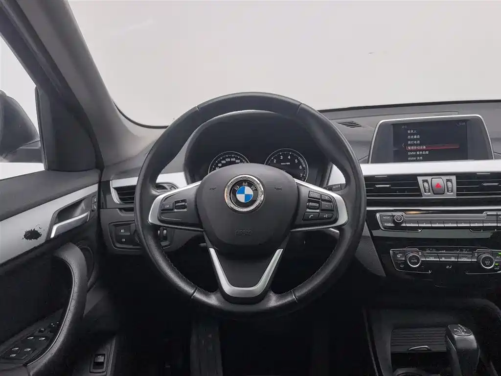 BMW X1 2019 — фото 11