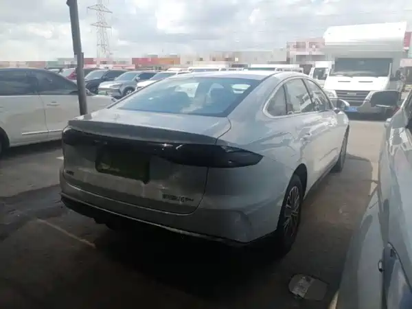 Geely Galaxy Star 6 2026