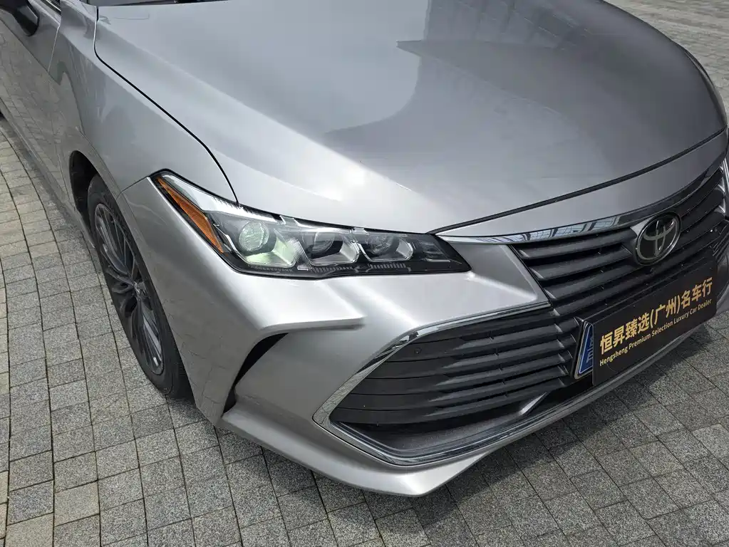 Toyota Avalon 2019 — фото 9