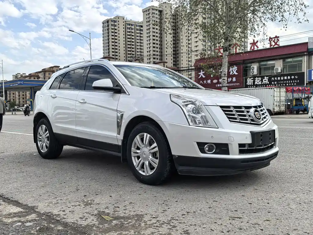 Cadillac SRX 2016 — фото 3