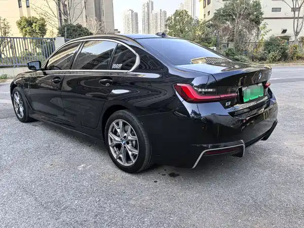 BMW i3 2023