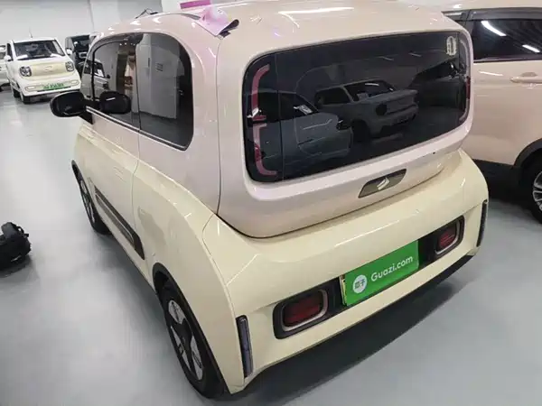 Baojun Kiwi EV 2021
