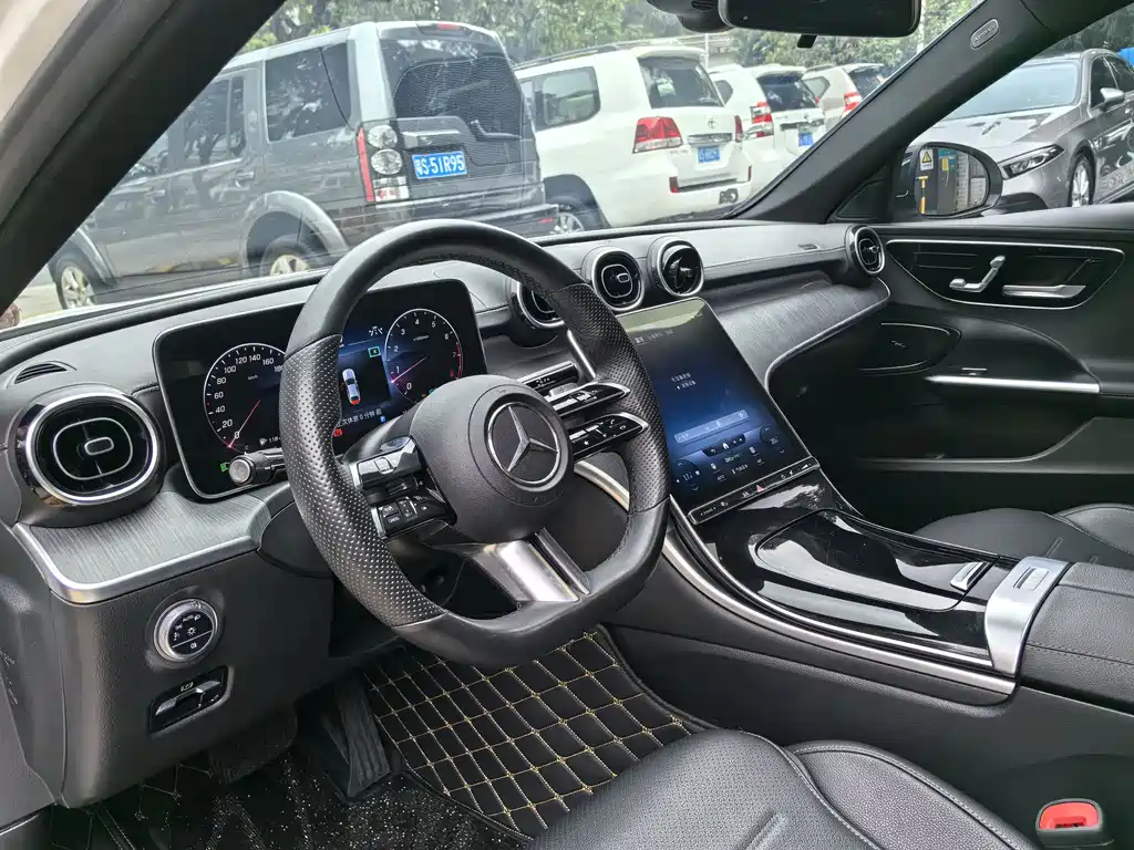 Mercedes-Benz C-Class 2022 — фото 13