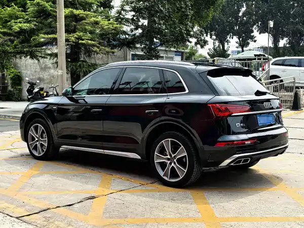 Audi Q5L 2021