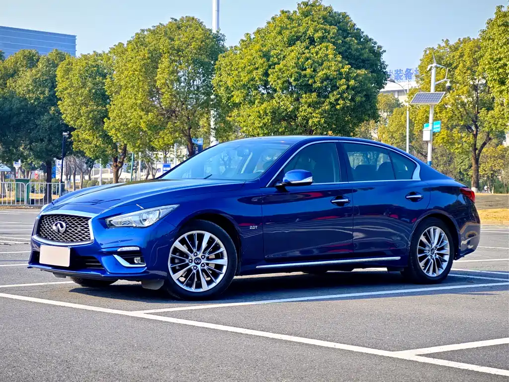 Infiniti Q50L 2019