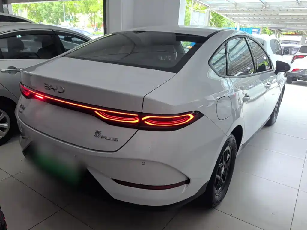 BYD Qin PLUS 2025 — фото 7