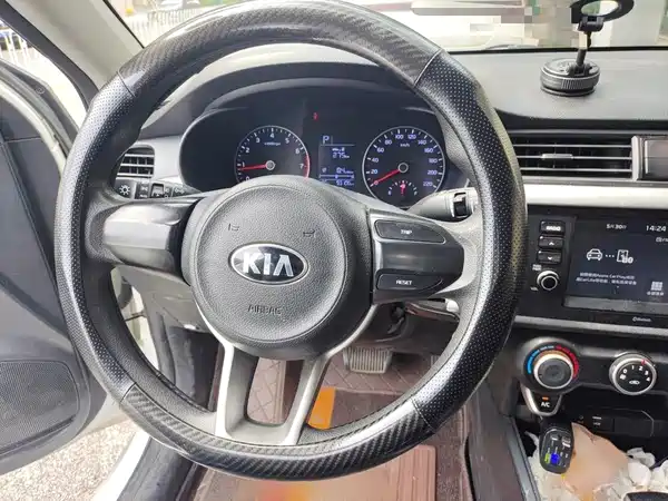 Kia K2 2017