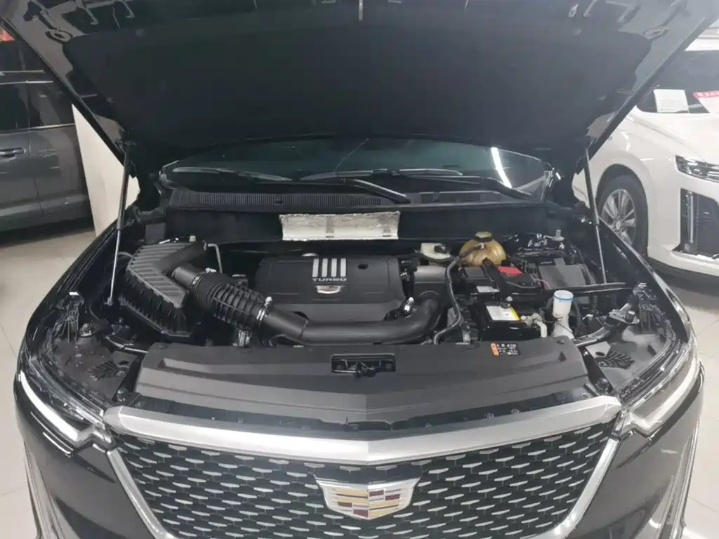 Cadillac XT6 2020 — фото 20