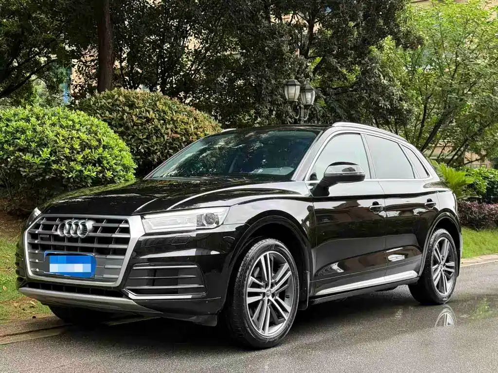 Audi Q5L 2020 — фото 2